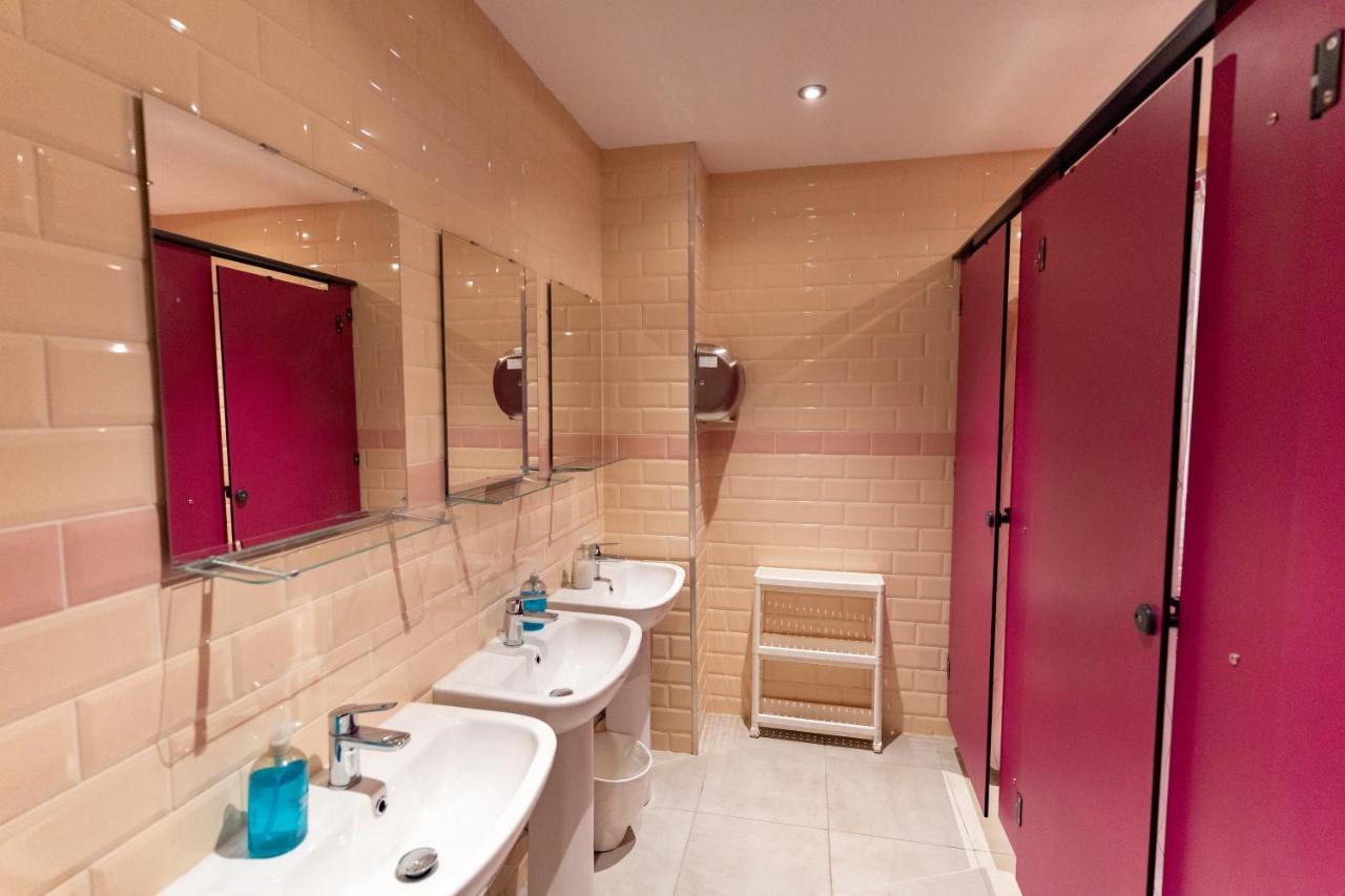 Hostelle - Women Only Hostel ロンドン エクステリア 写真
