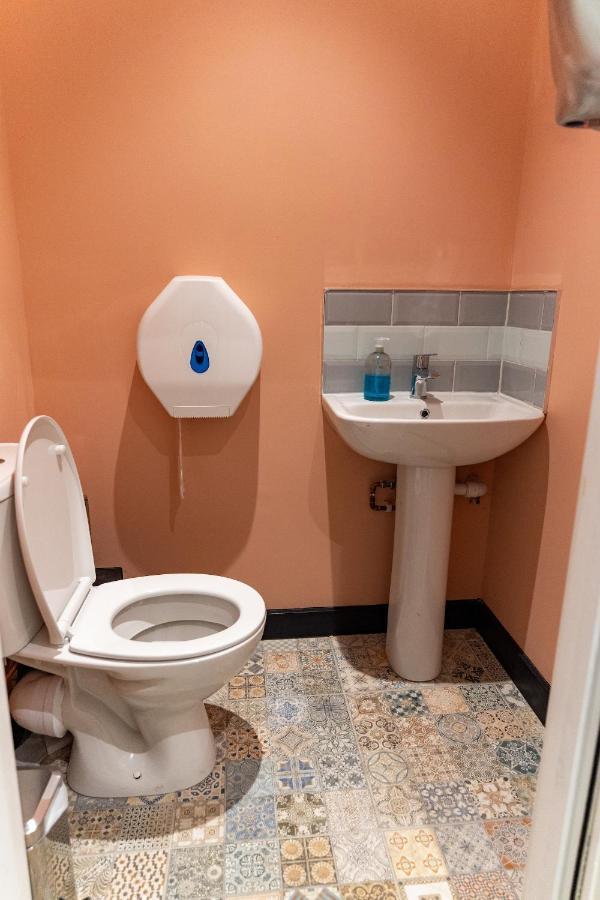Hostelle - Women Only Hostel ロンドン エクステリア 写真