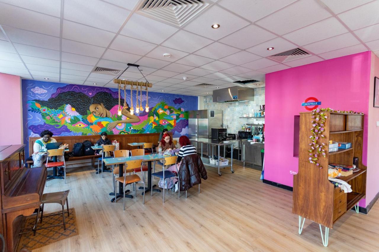 Hostelle - Women Only Hostel ロンドン エクステリア 写真