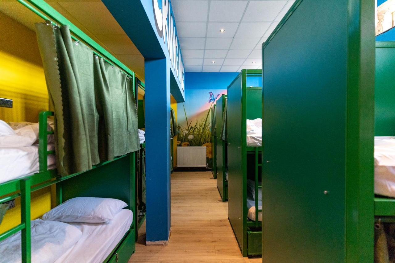 Hostelle - Women Only Hostel ロンドン エクステリア 写真