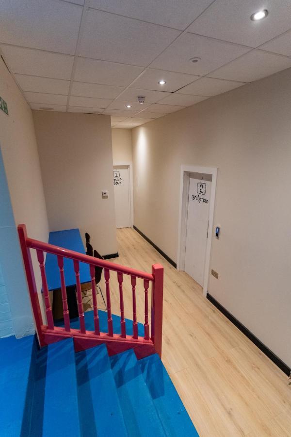 Hostelle - Women Only Hostel ロンドン エクステリア 写真