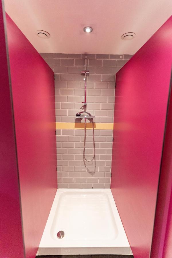 Hostelle - Women Only Hostel ロンドン エクステリア 写真